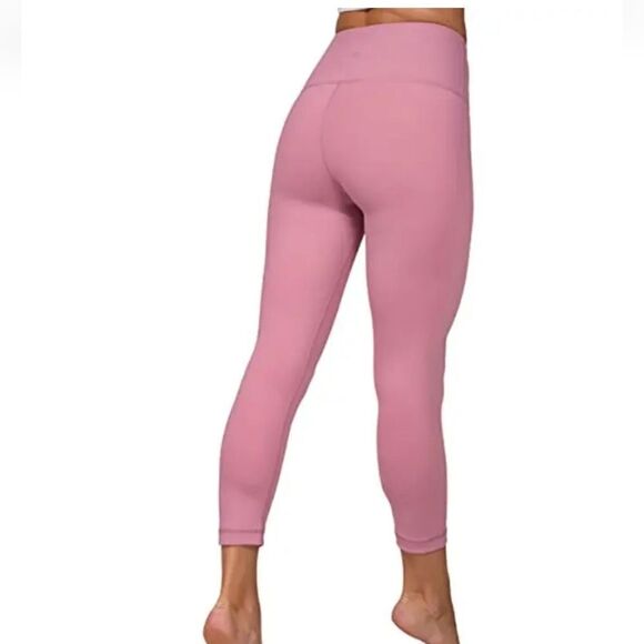 90 Degree By Reflex High Waist Tummy Control 22" Interlock Capri Cub… - Picture 10 of 12